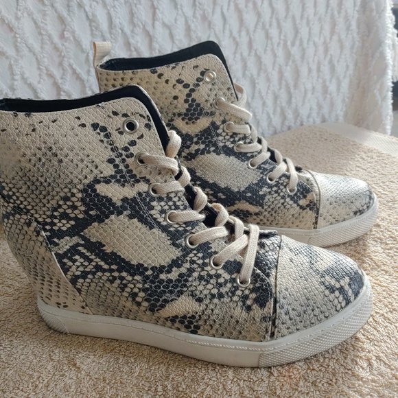 Madden Girl Shoes - MADDEN GIRL Platform Wedge Snakeskin Sneakers Lace-Up